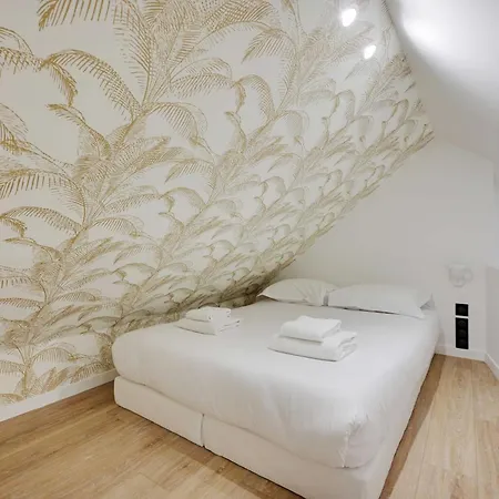 Lovely - 2bd-6p - Near Paris Apartment *